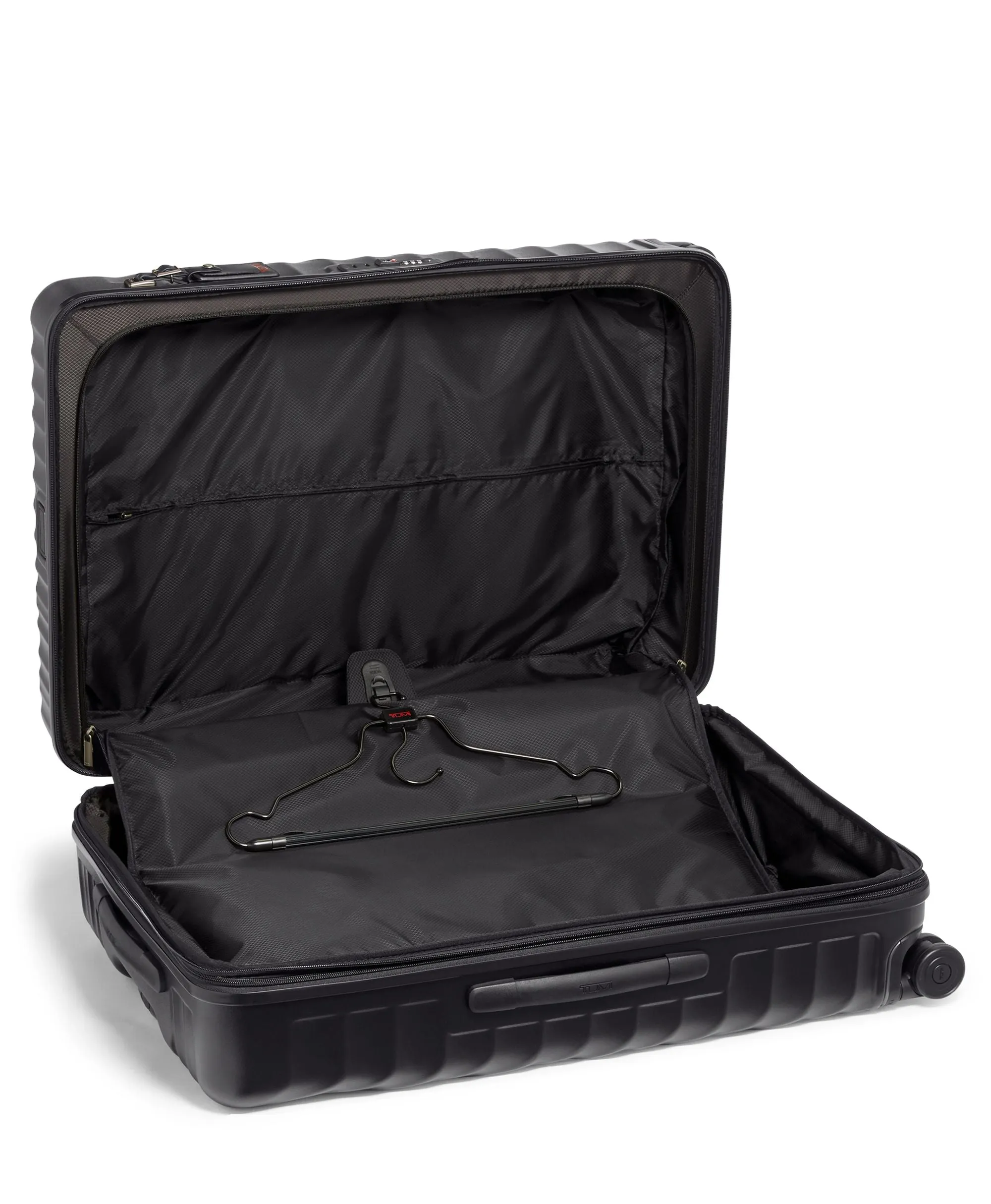 19 Degree Extended Trip Expandable 4-Wheeled Packing Case