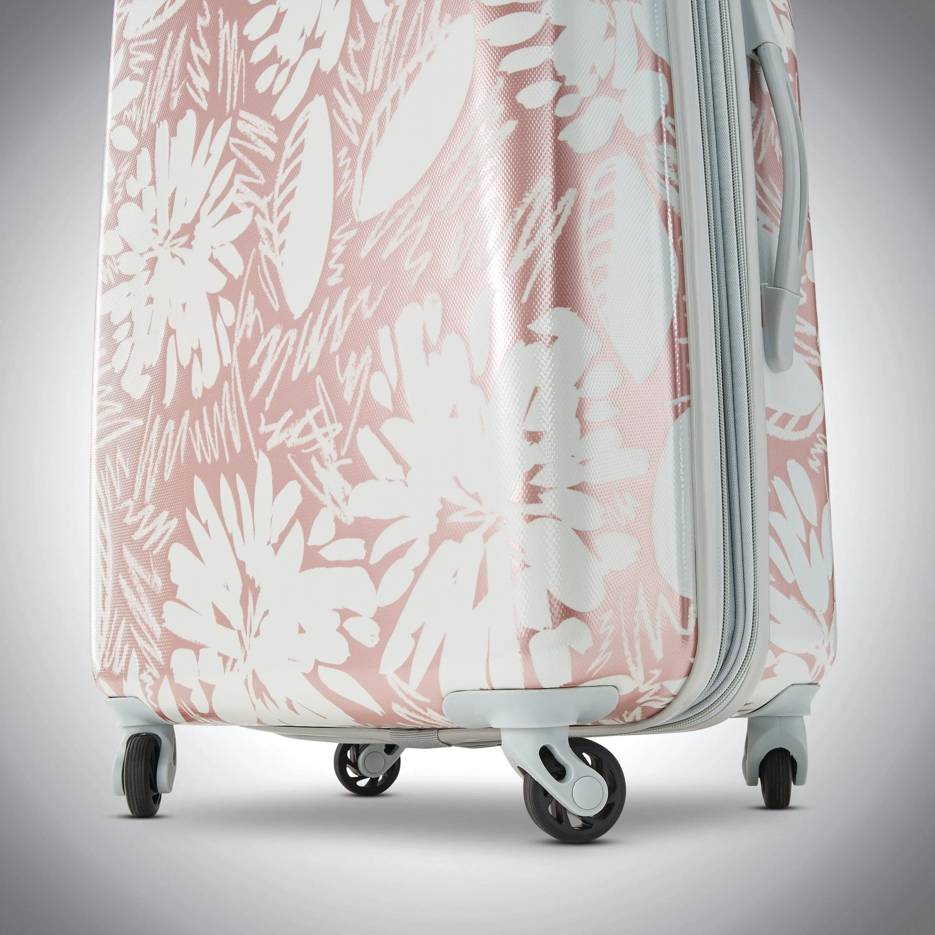 24" Moonlight Hardside Medium Checked Luggage