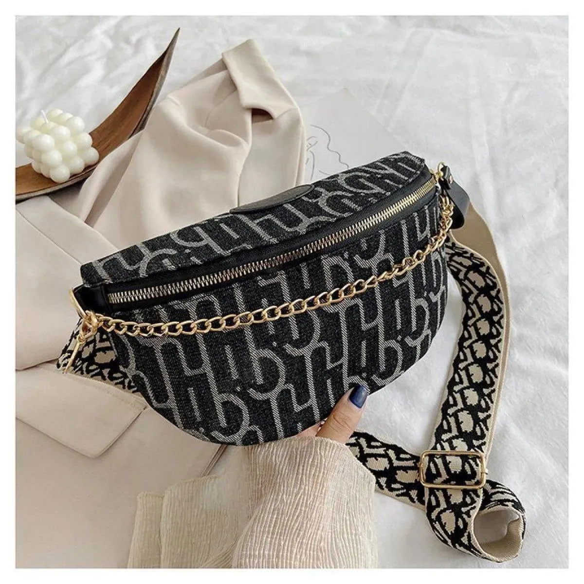 Casual Letter Crossbody Bag With Chain