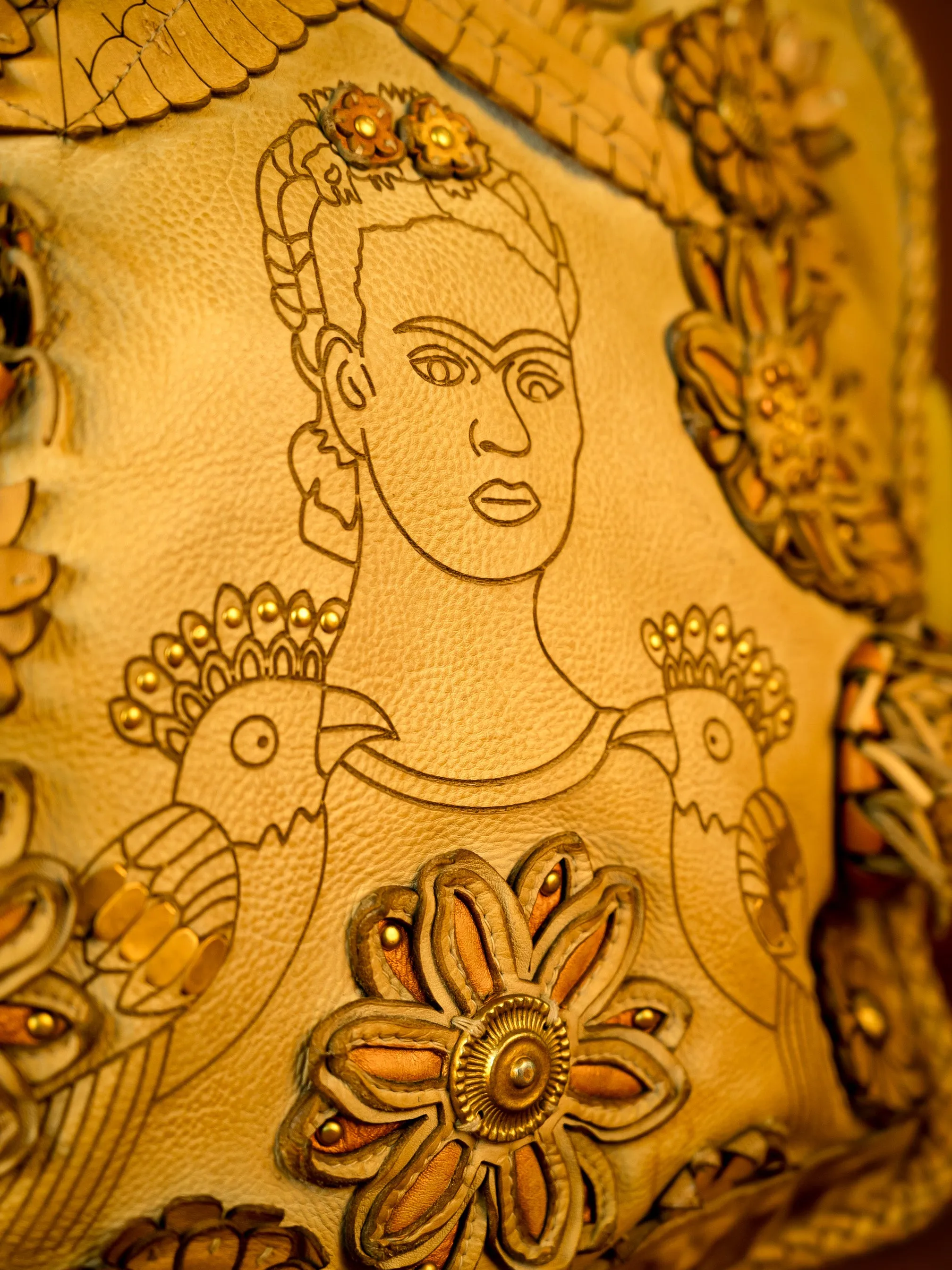 FRIDA KAHLO : Olive Leather Shoulder Bag By Art N Vintage