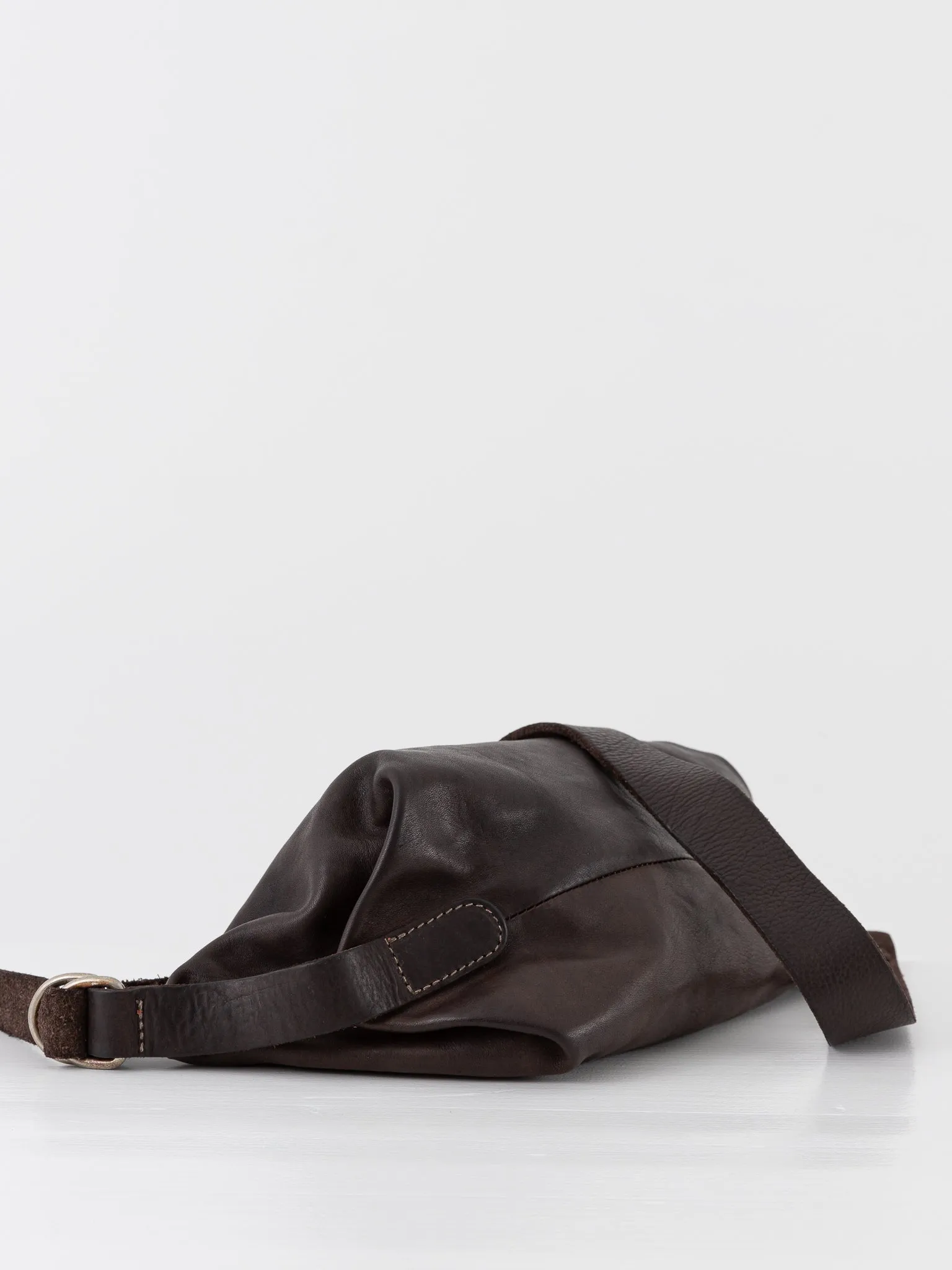 Guidi Crossbody Bag Q150