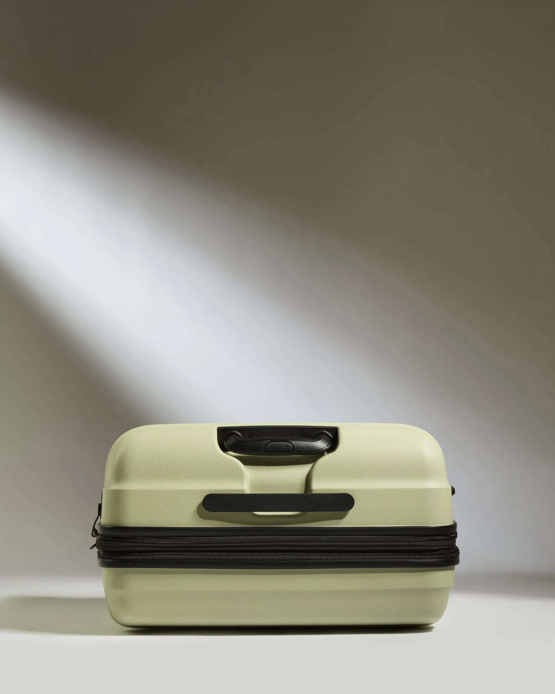 Large Suitcase in Pale Green - Juno