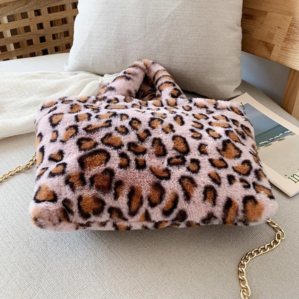 Leopard Print Chain Plush Messenger Handbag