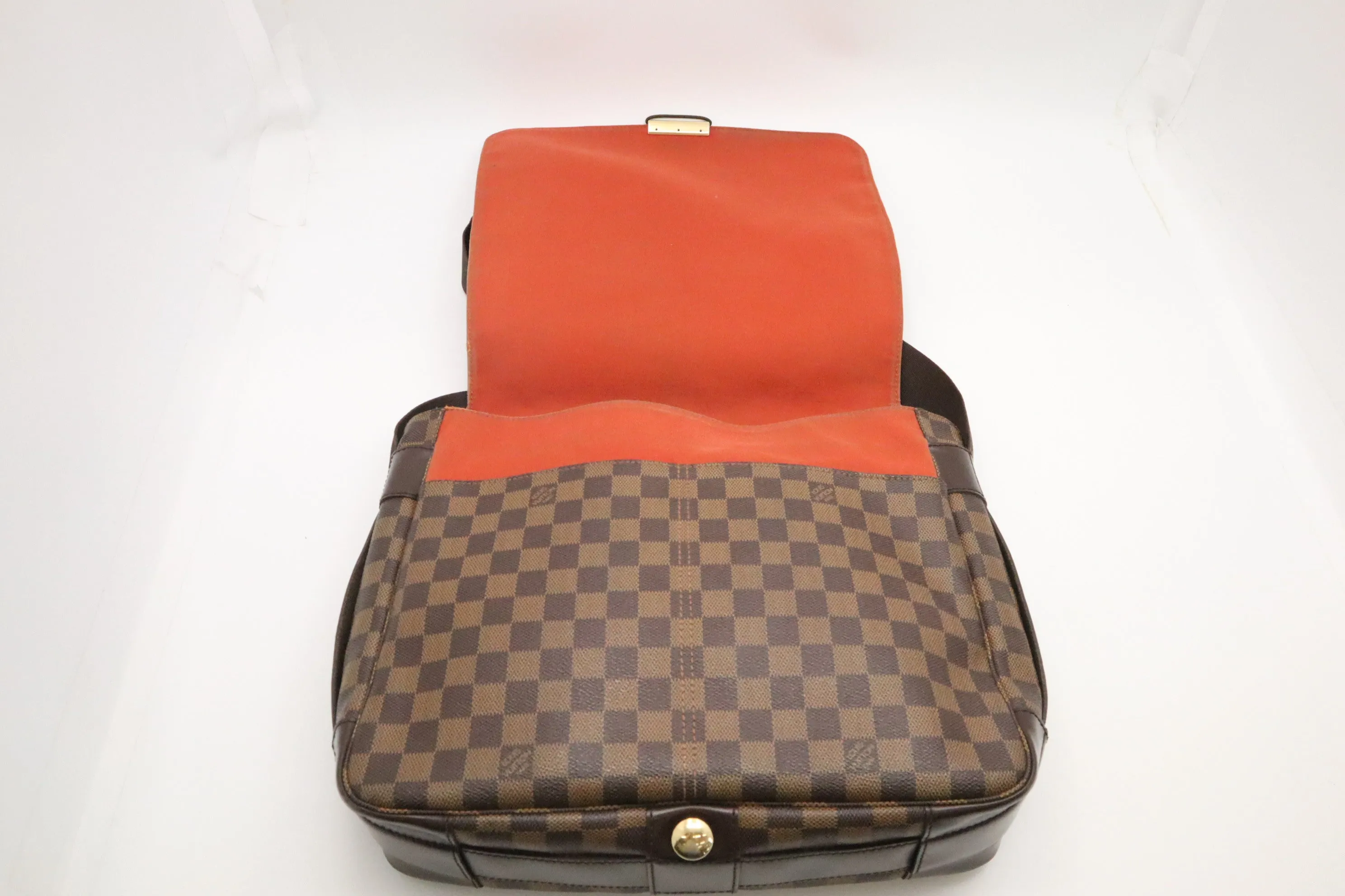 Louis Vuitton Bastille MM Messenger Bag in Damier Ebene Canvas