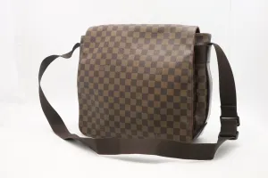 Louis Vuitton Bastille MM Messenger Bag in Damier Ebene Canvas