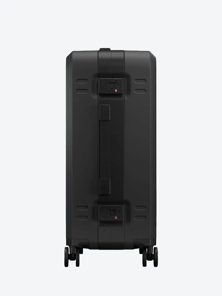 RAMVERK PRO CHECK-IN LUGGAGE MEDIUM BLACK OUT