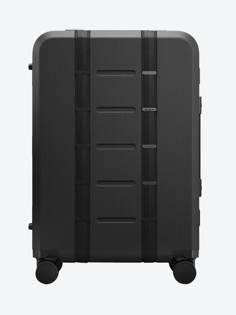 RAMVERK PRO CHECK-IN LUGGAGE MEDIUM BLACK OUT