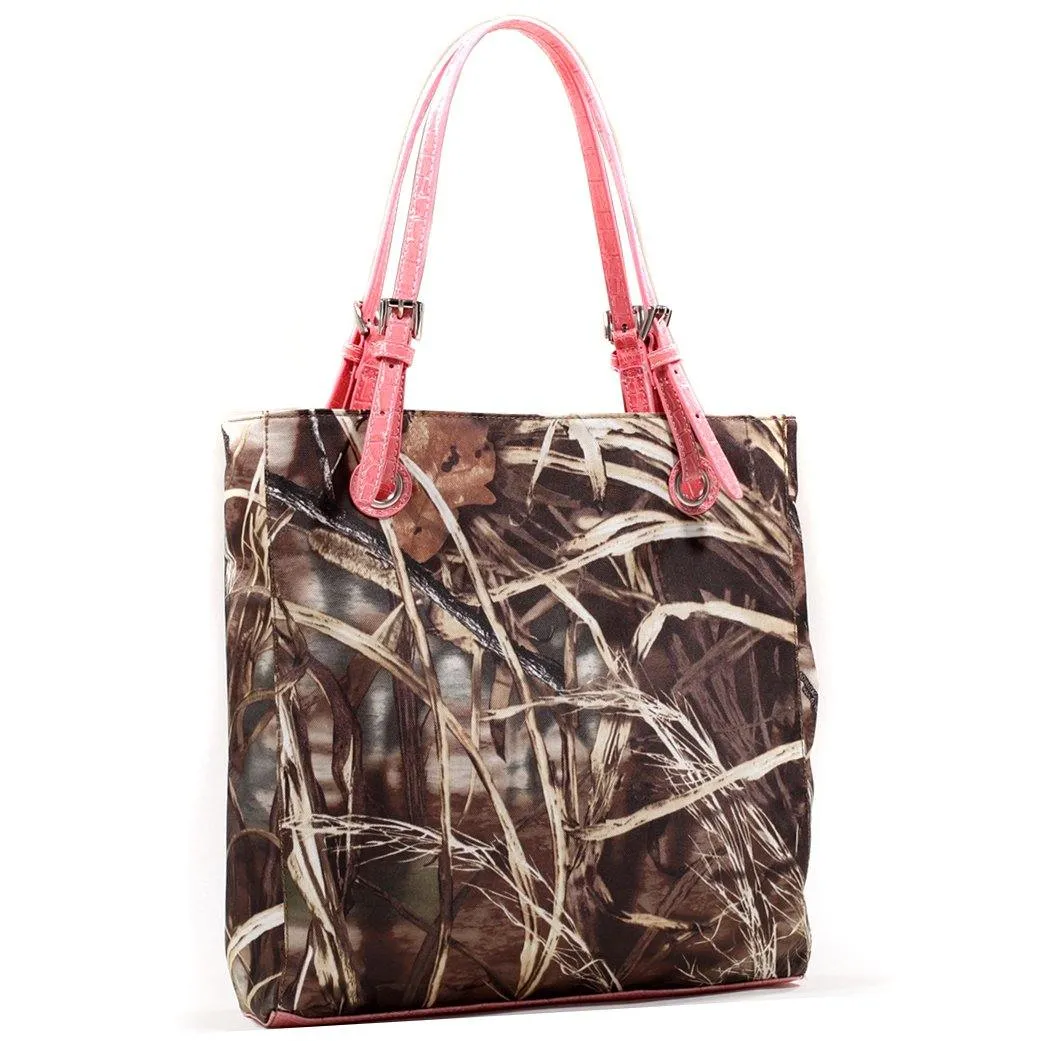 Realtree Classic Square Camouflage Tote Bag with Belted Straps