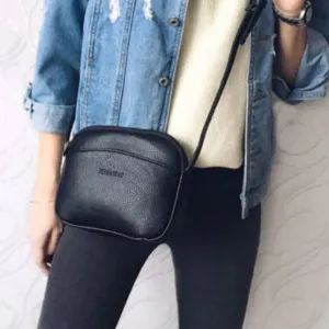 Simple Travel Light Messenger Crossbody Bag